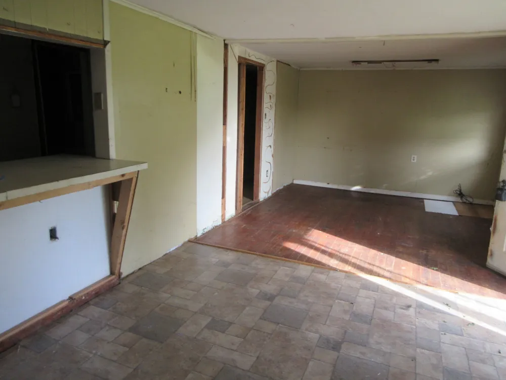 124 Sibley Street Oil City, LA 71061