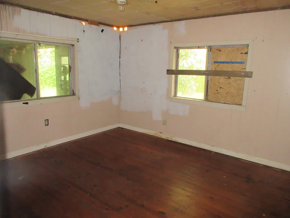 124 Sibley Street Oil City, LA 71061