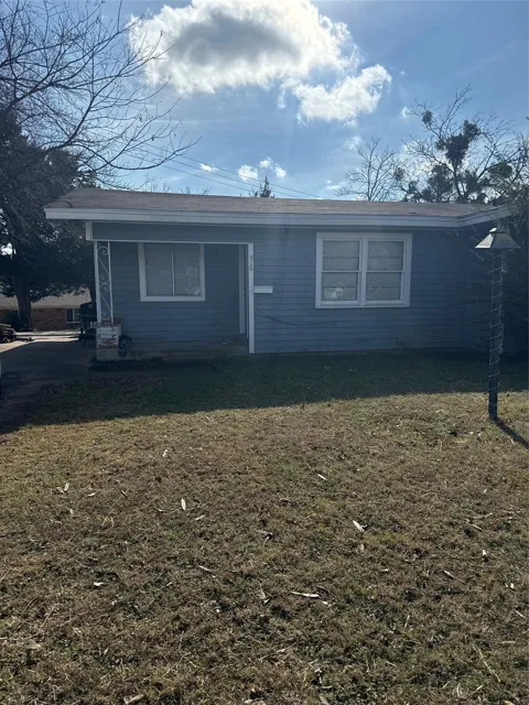 910 Circle Drive