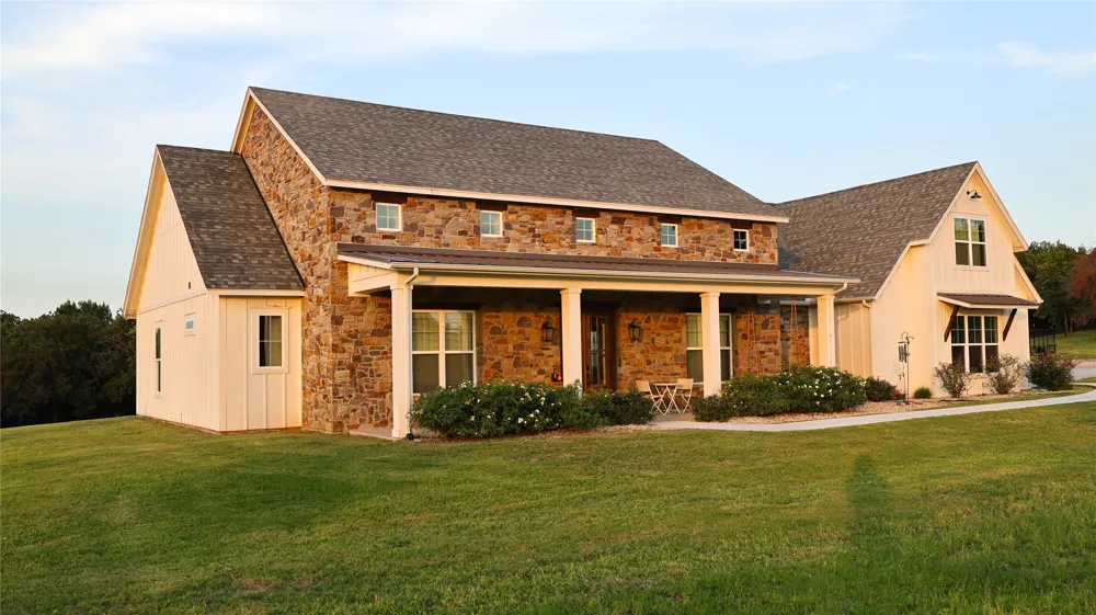 1478 County Road 409 Nemo, TX 76070