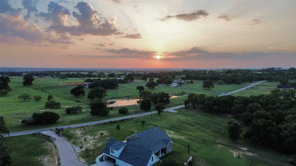 1478 County Road 409 Nemo, TX 76070