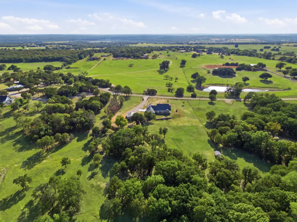 1478 County Road 409 Nemo, TX 76070