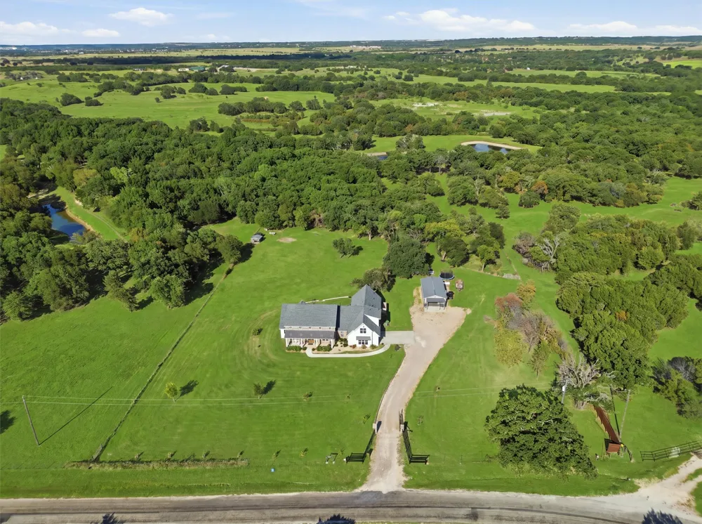 1478 County Road 409 Nemo, TX 76070