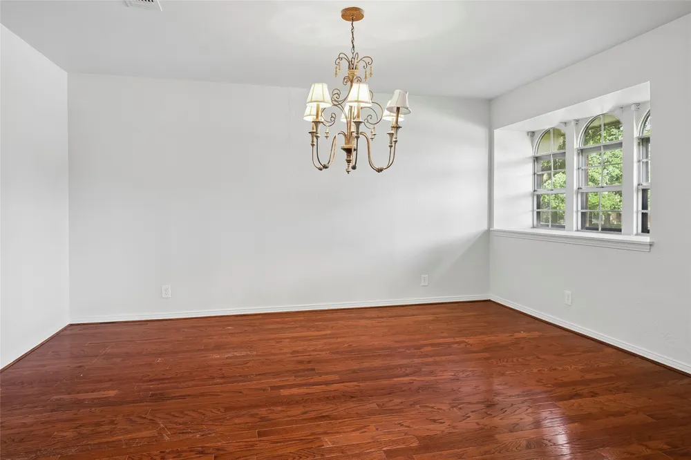 10503 Berry Knoll Drive Dallas, TX 75230