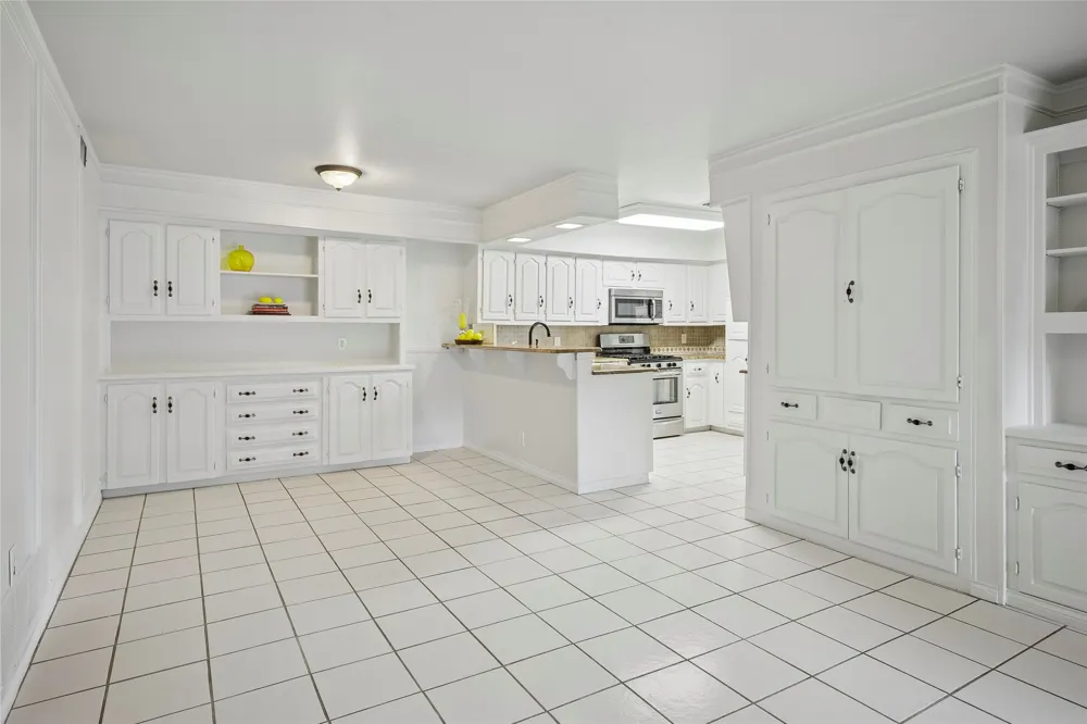 10503 Berry Knoll Drive Dallas, TX 75230