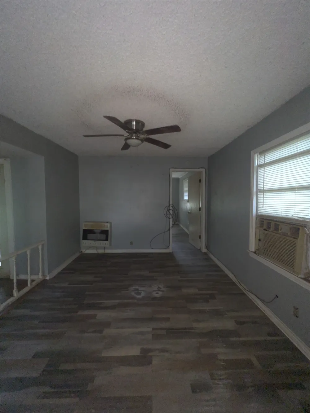 107 Mountain View Drive Daingerfield, TX 75638