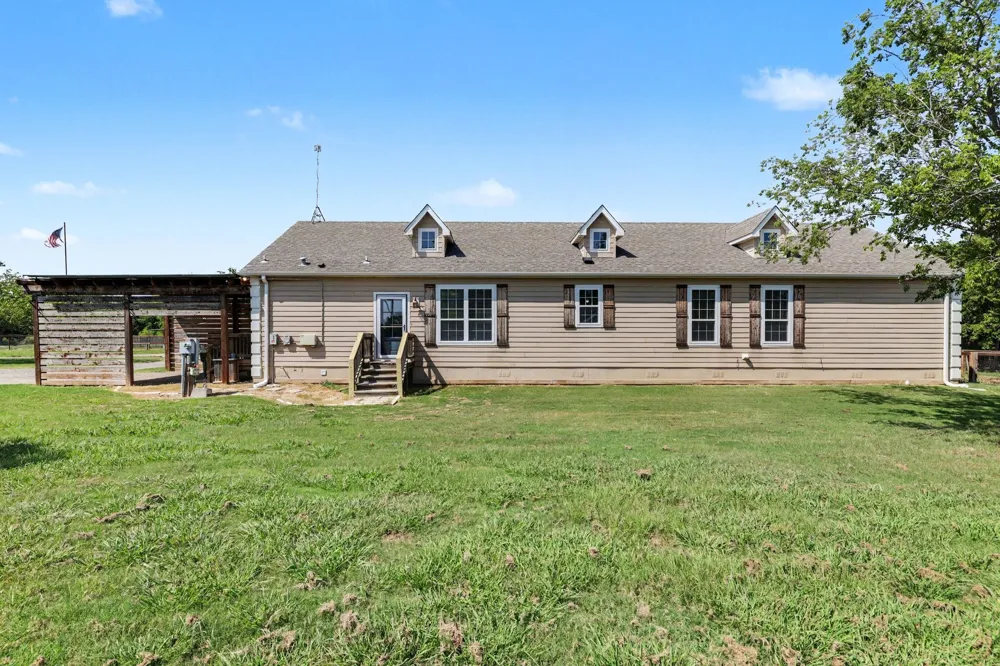 1135 Leo Andrews Road Whitesboro, TX 76273