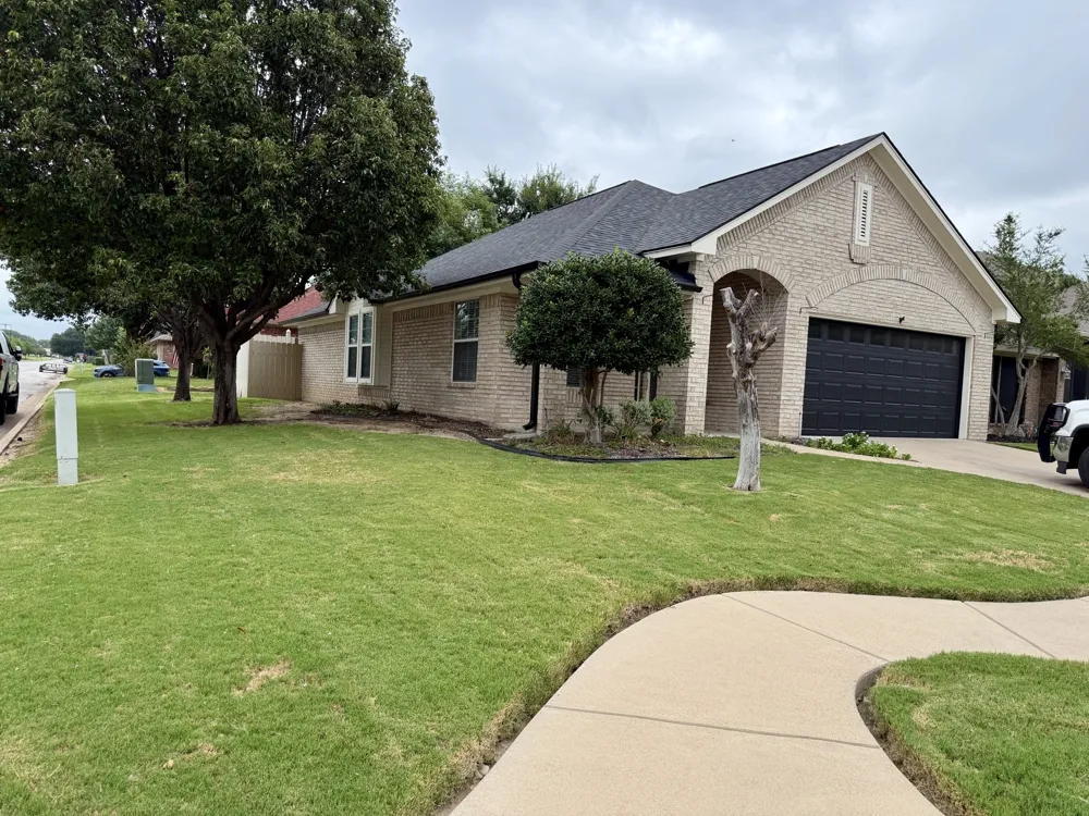 1001 Roberts Bend Granbury, TX 76048