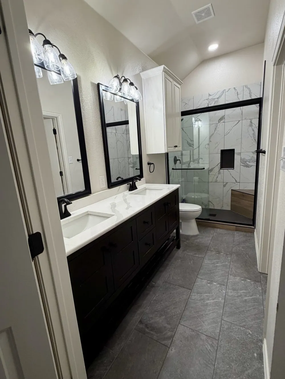 1001 Roberts Bend Granbury, TX 76048