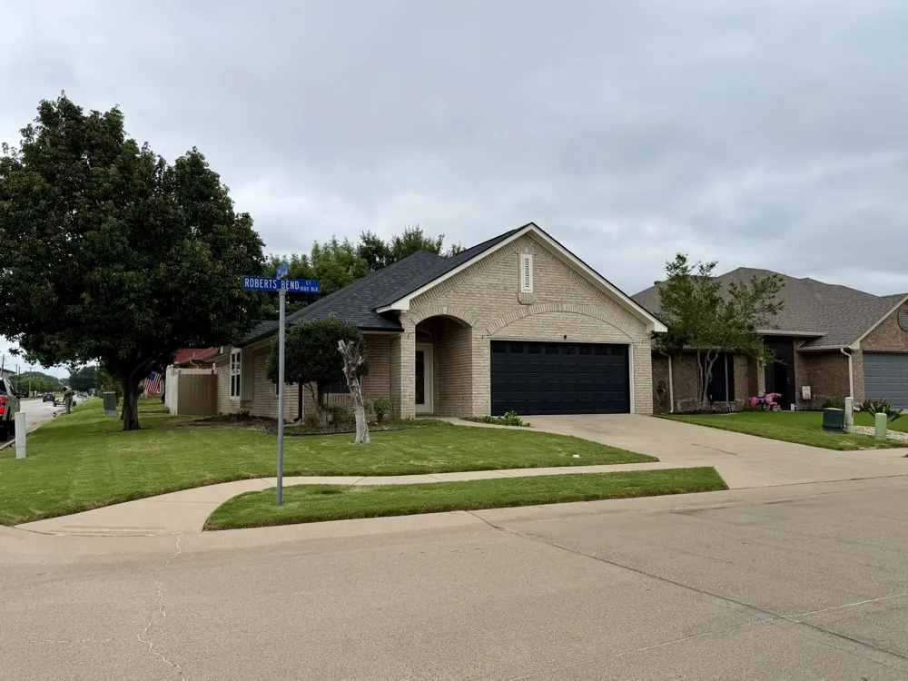 1001 Roberts Bend Granbury, TX 76048