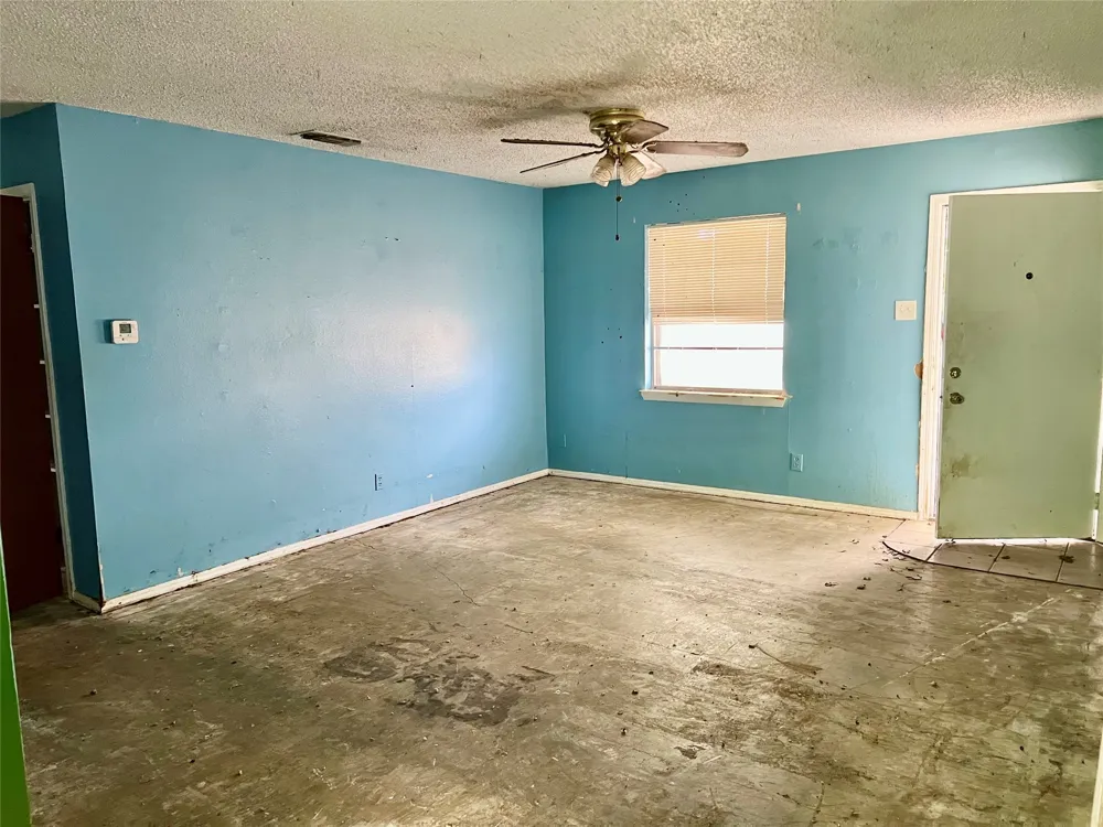 233 Hillcrest Drive Nocona, TX 76255