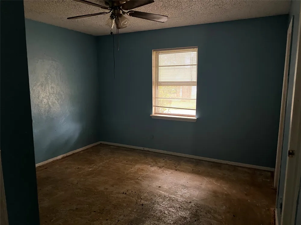233 Hillcrest Drive Nocona, TX 76255