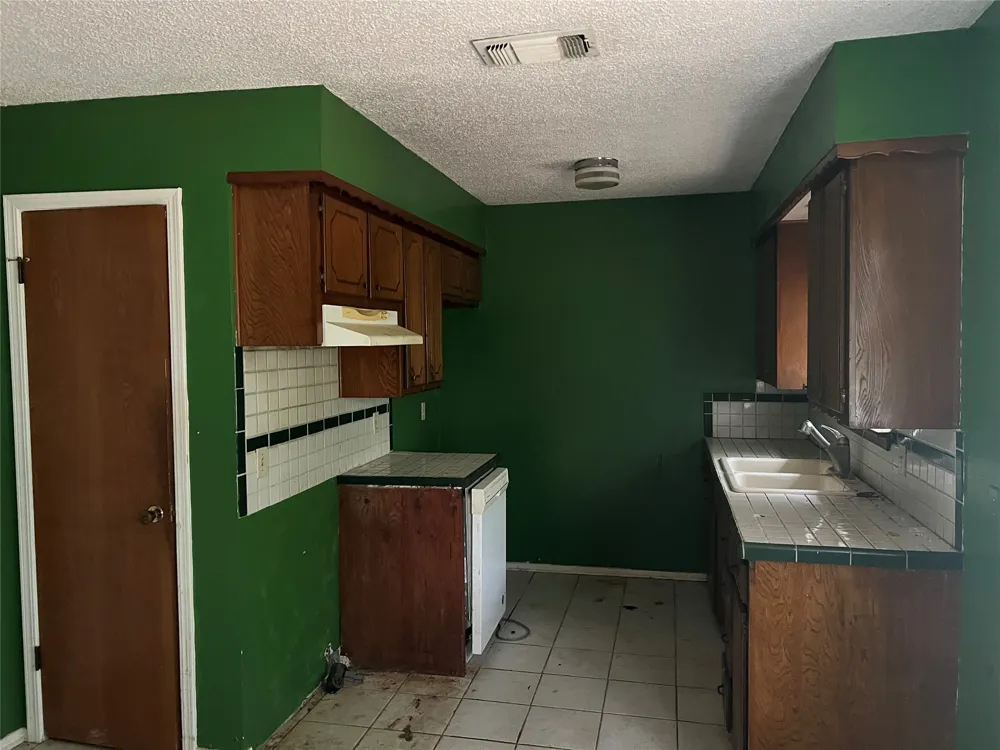 233 Hillcrest Drive Nocona, TX 76255