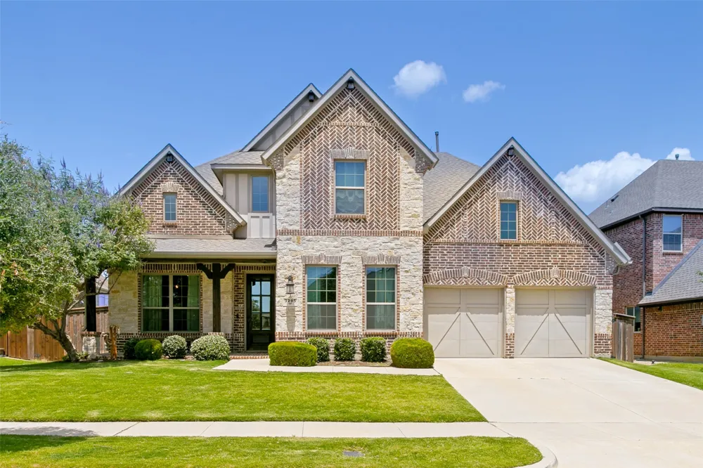 3205 Newsom Ridge Drive Mansfield, TX 76063