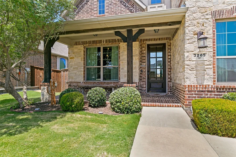 3205 Newsom Ridge Drive Mansfield, TX 76063