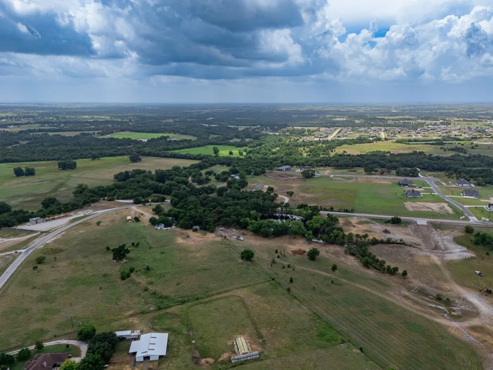 487 County Road 2514 Decatur, TX 76234