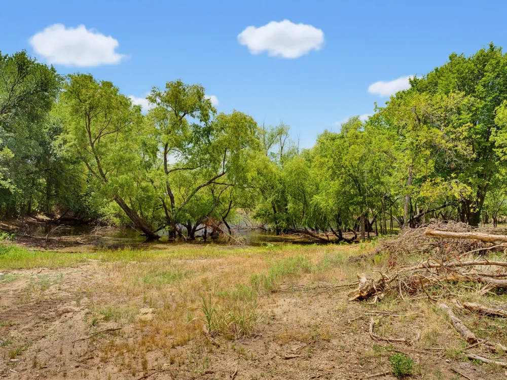 487 County Road 2514 Decatur, TX 76234