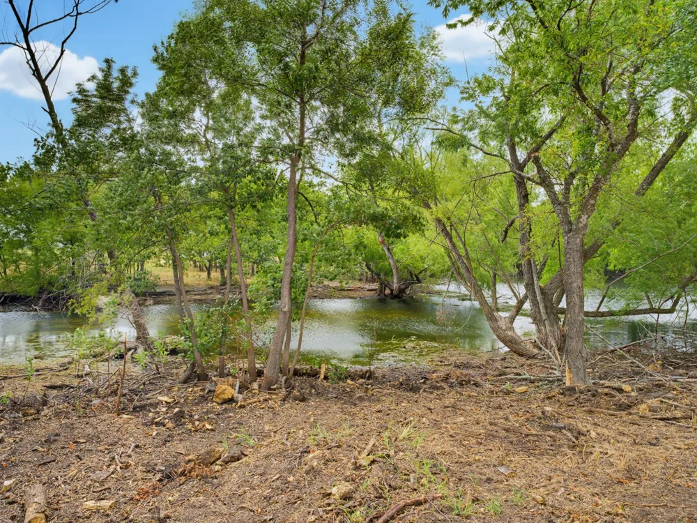 487 County Road 2514 Decatur, TX 76234