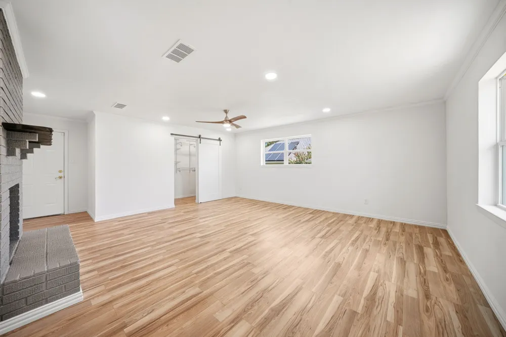5131 E Fm 875 Waxahachie, TX 75167