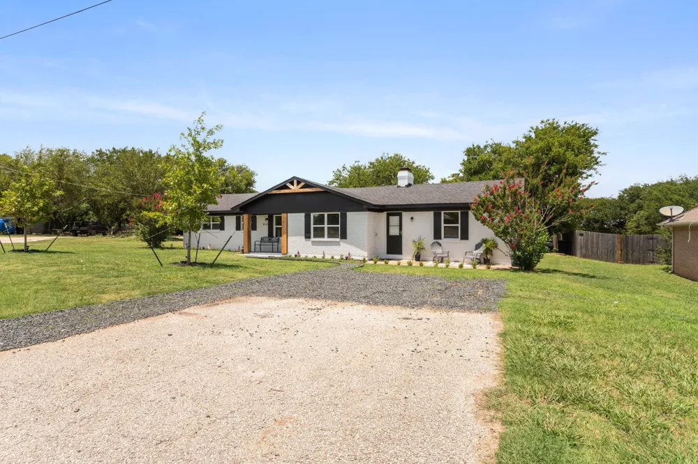 5131 E Fm 875 Waxahachie, TX 75167