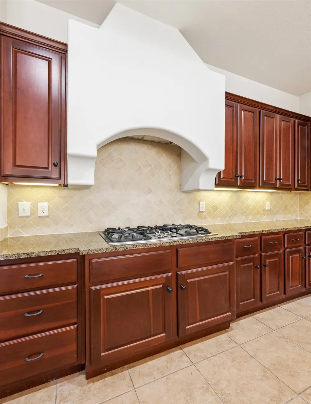 610 Via Ravello #201 Irving, TX 75039