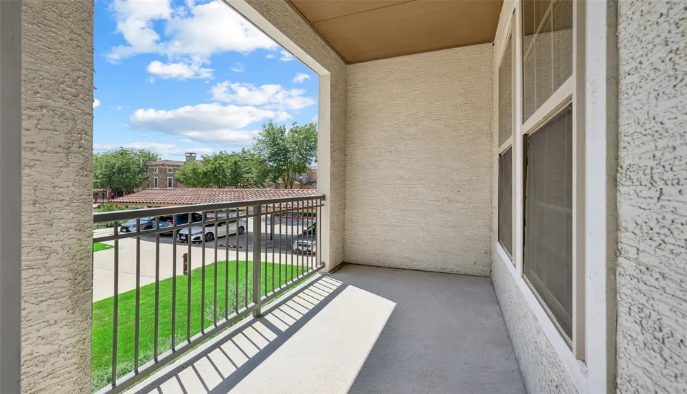 610 Via Ravello #201 Irving, TX 75039