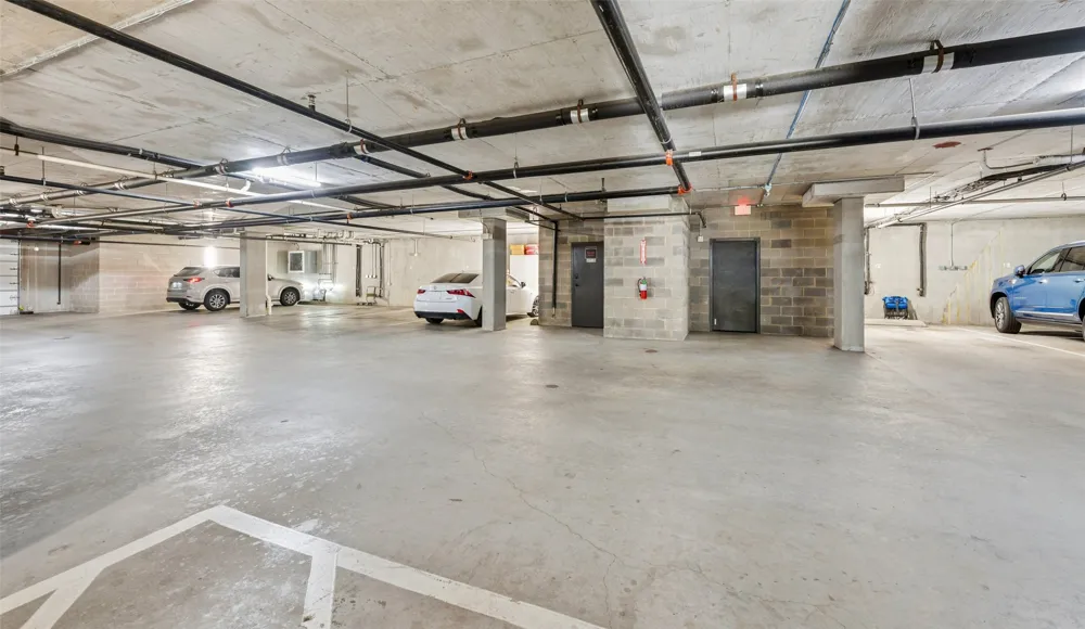 610 Via Ravello #201 Irving, TX 75039