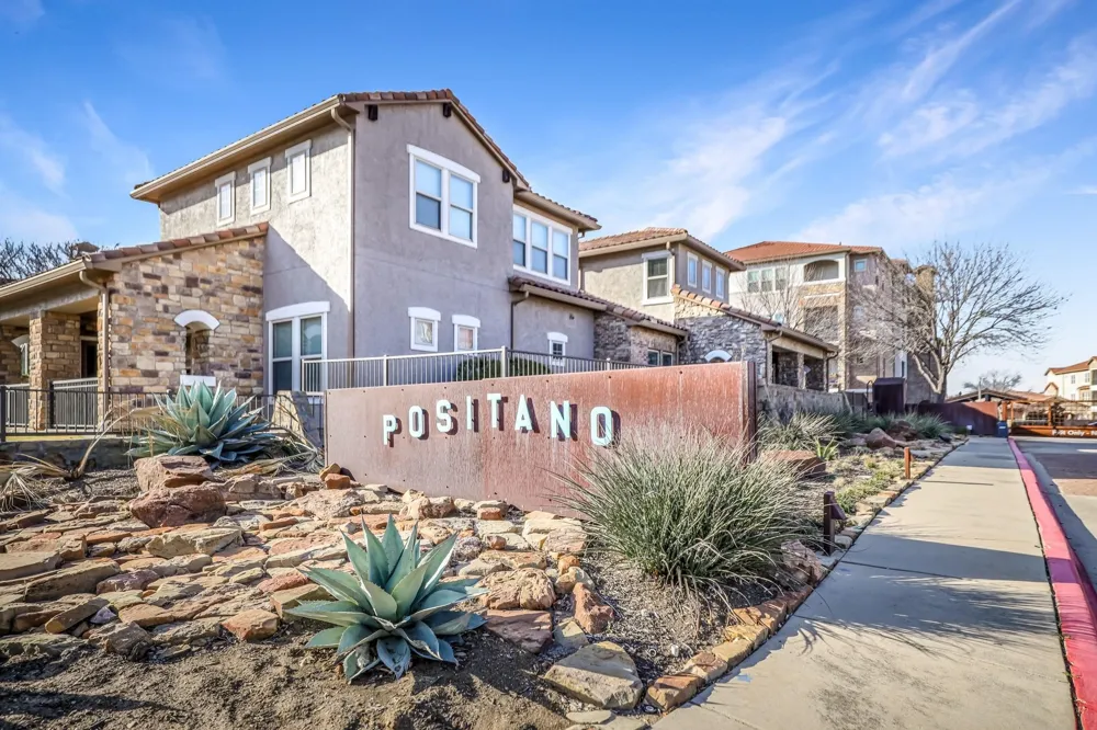 610 Via Ravello #201 Irving, TX 75039