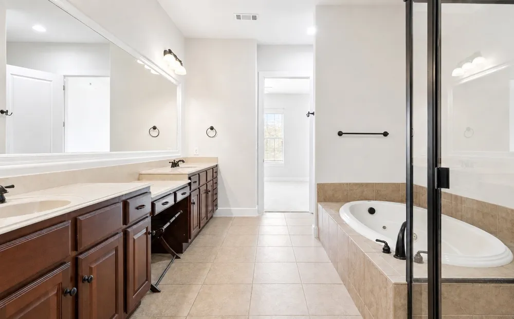 610 Via Ravello #201 Irving, TX 75039