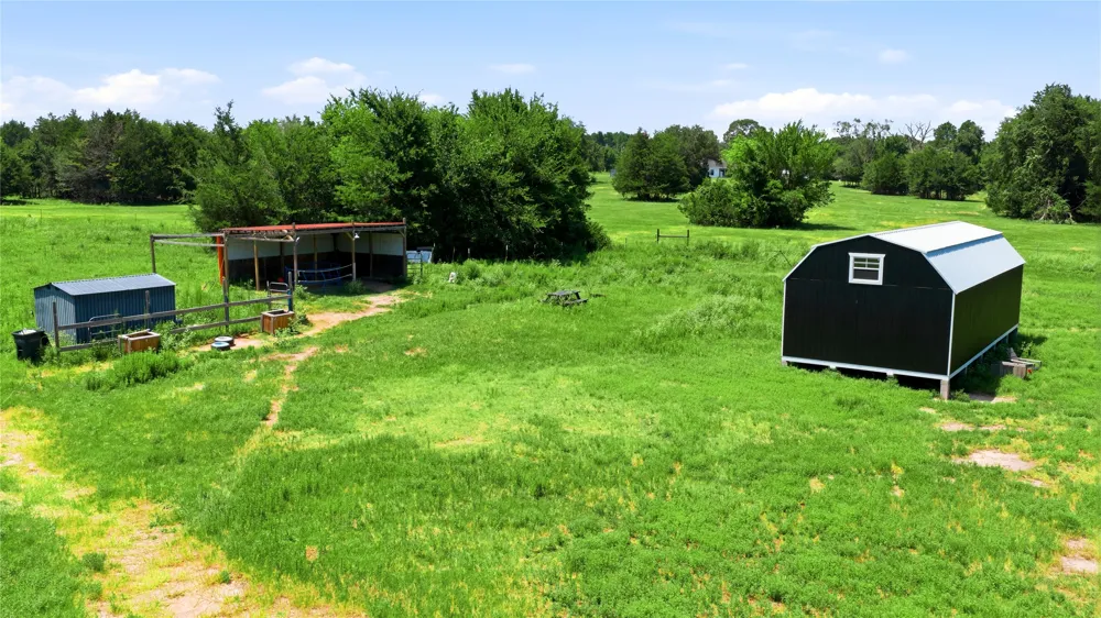 10150 FM 2709 Eustace, TX 75124