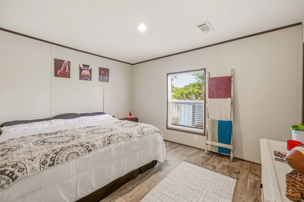 936 Apache Drive De Leon, TX 76444