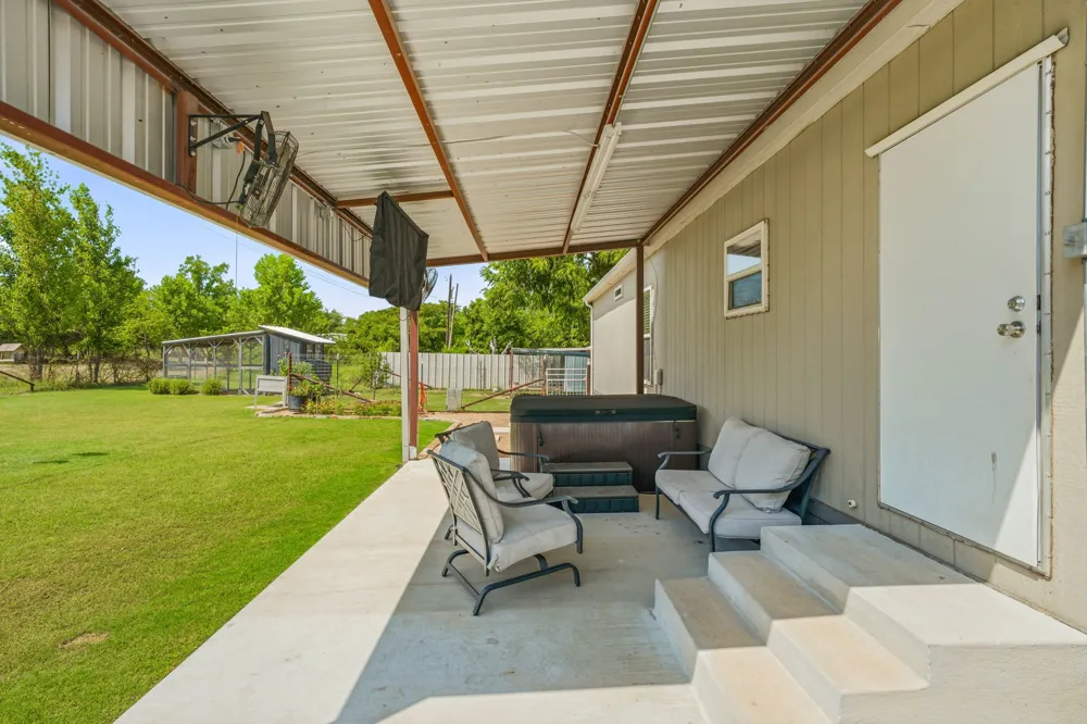 936 Apache Drive De Leon, TX 76444