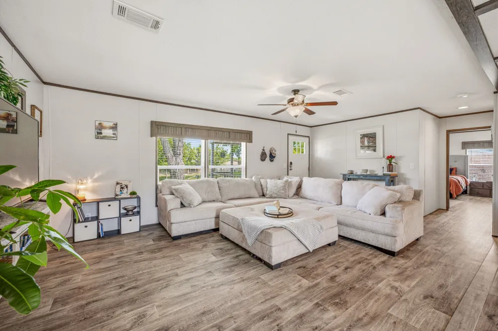 936 Apache Drive De Leon, TX 76444
