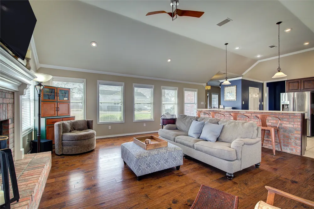 1079 Country Club Road Sulphur Springs, TX 75482