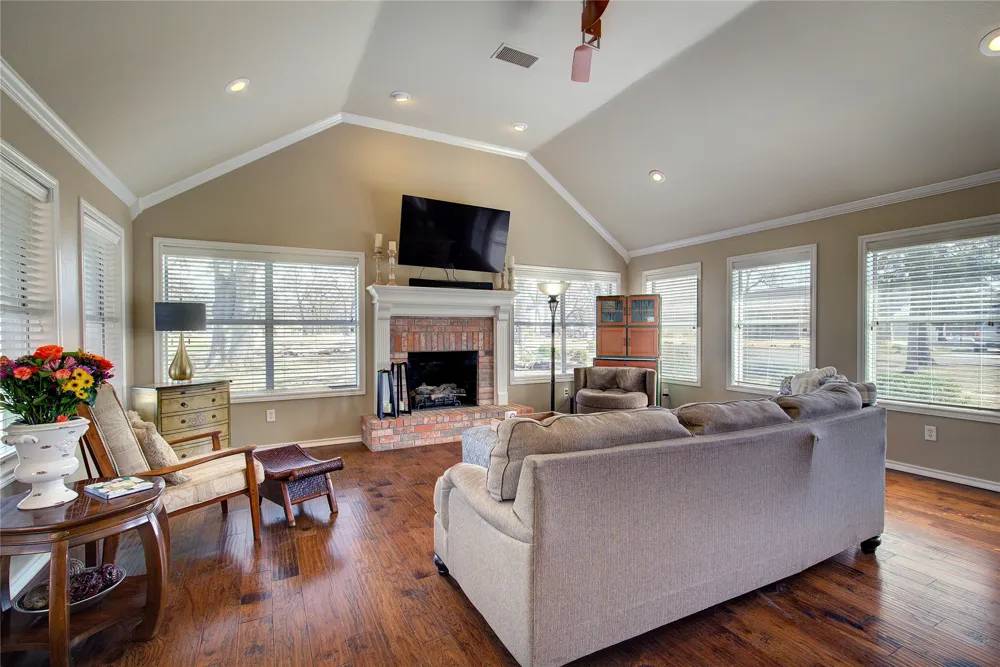 1079 Country Club Road Sulphur Springs, TX 75482