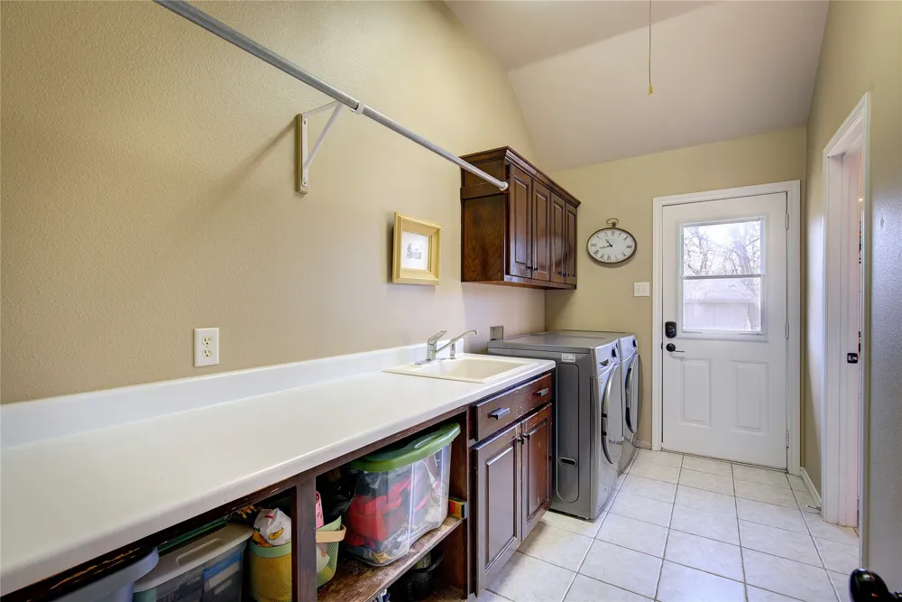1079 Country Club Road Sulphur Springs, TX 75482