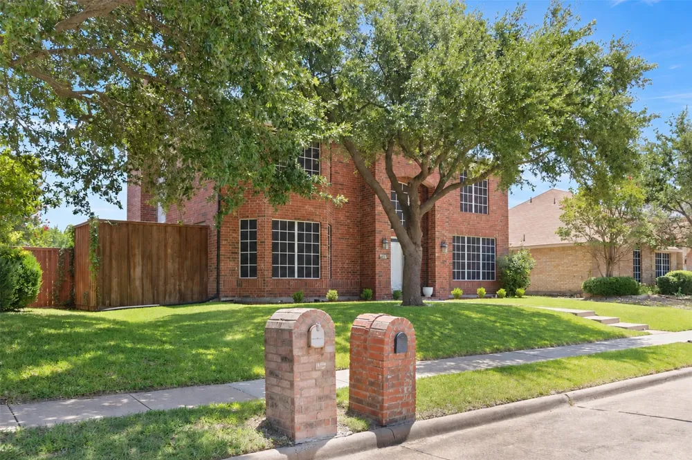 735 Yellowstone Drive Allen, TX 75002