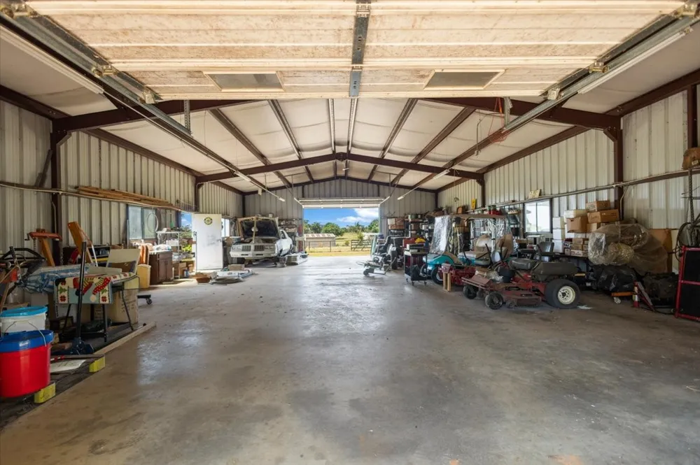 280 Vz County Road 4821 Chandler, TX 75758