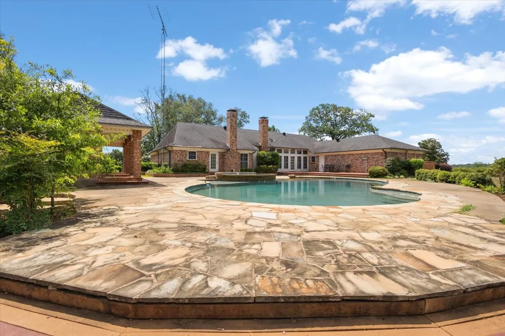 280 Vz County Road 4821 Chandler, TX 75758