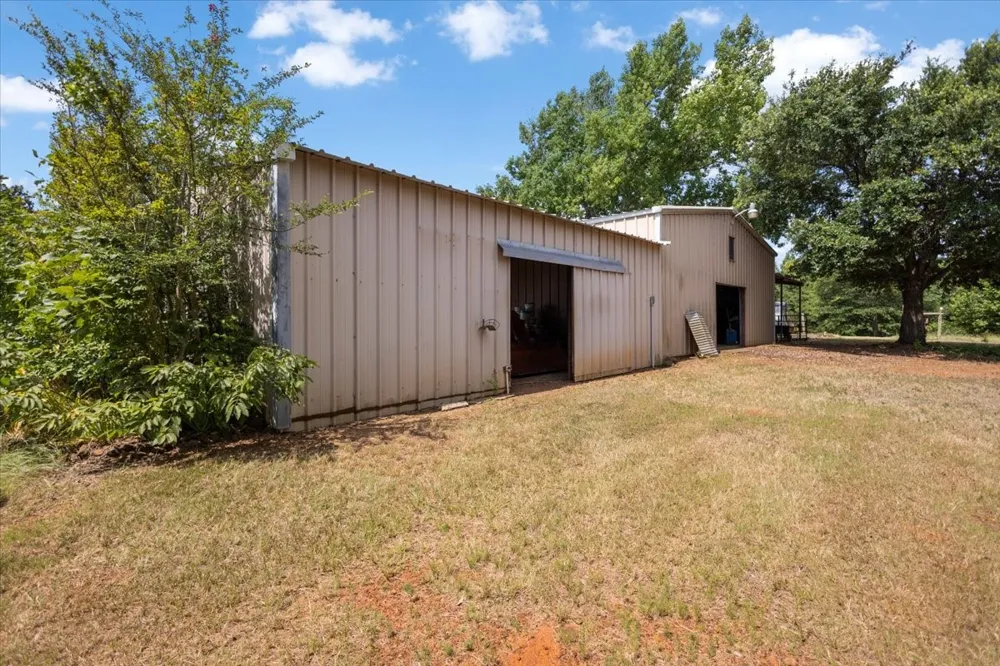 280 Vz County Road 4821 Chandler, TX 75758