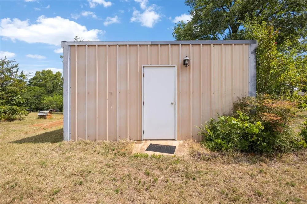 280 Vz County Road 4821 Chandler, TX 75758