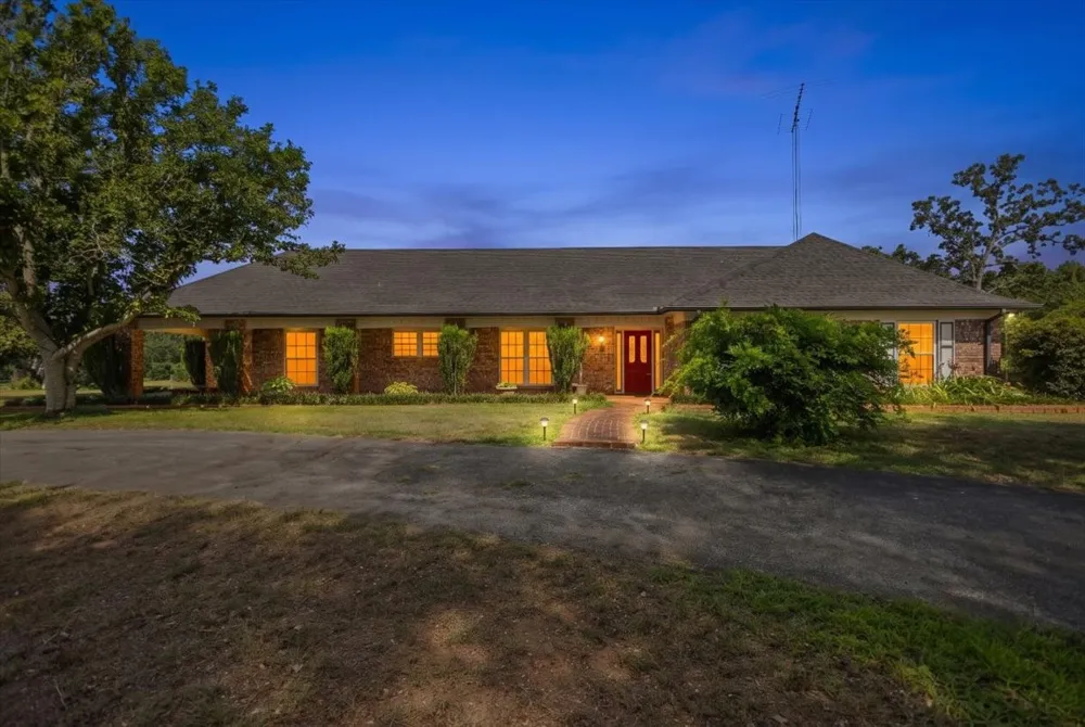 280 Vz County Road 4821 Chandler, TX 75758