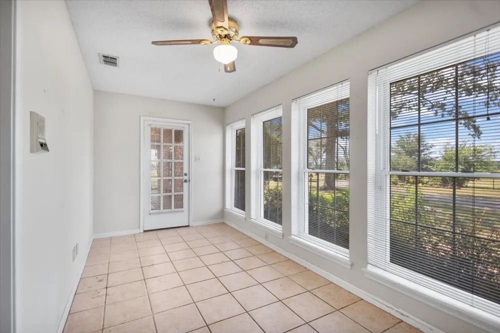 280 Vz County Road 4821 Chandler, TX 75758