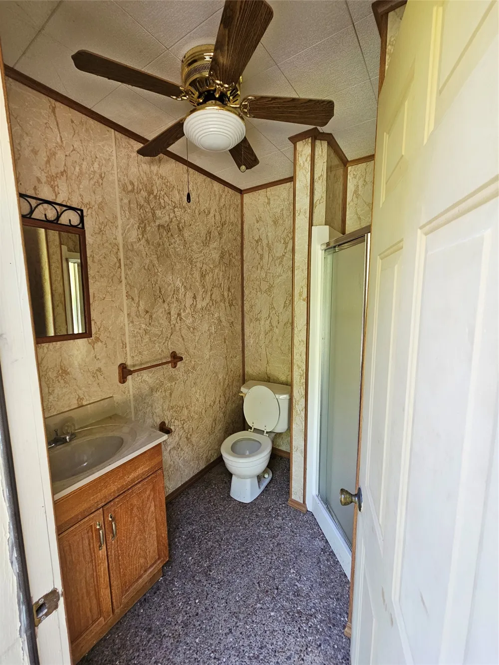 726 S Lindsay Street Gainesville, TX 76240