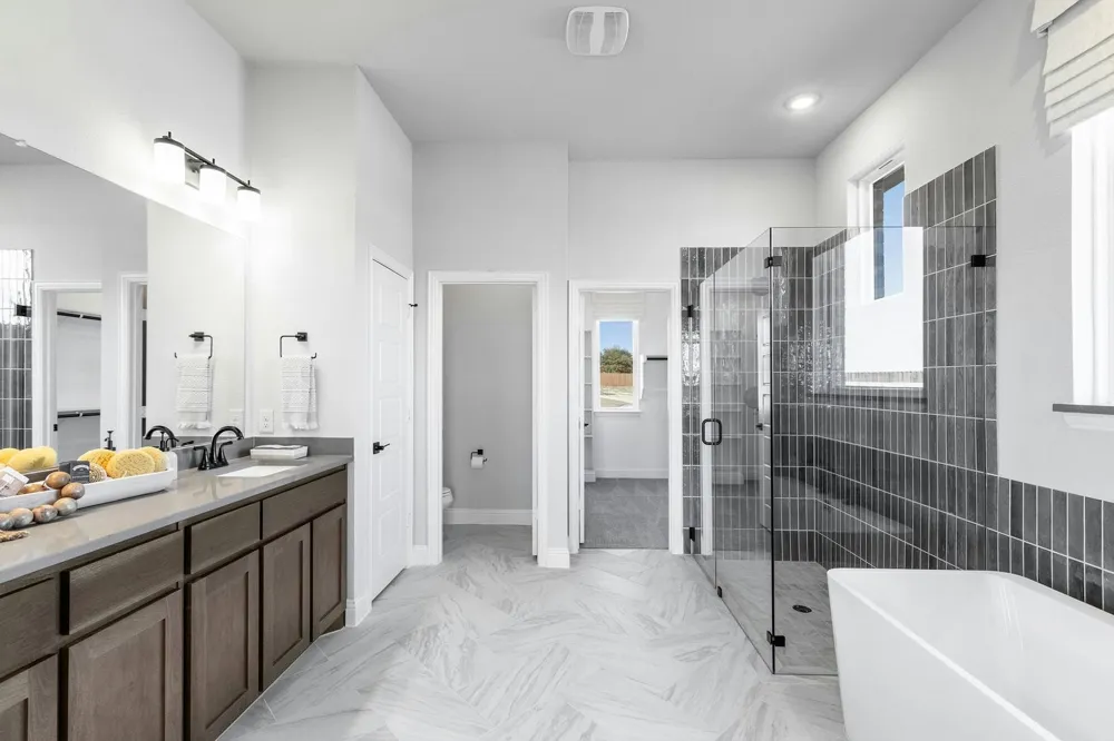 974 Richard Pittmon Drive DeSoto, TX 75115