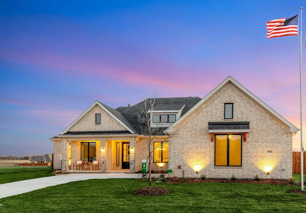 974 Richard Pittmon Drive DeSoto, TX 75115
