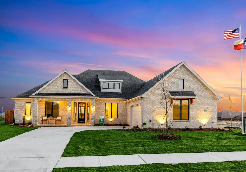974 Richard Pittmon Drive DeSoto, TX 75115