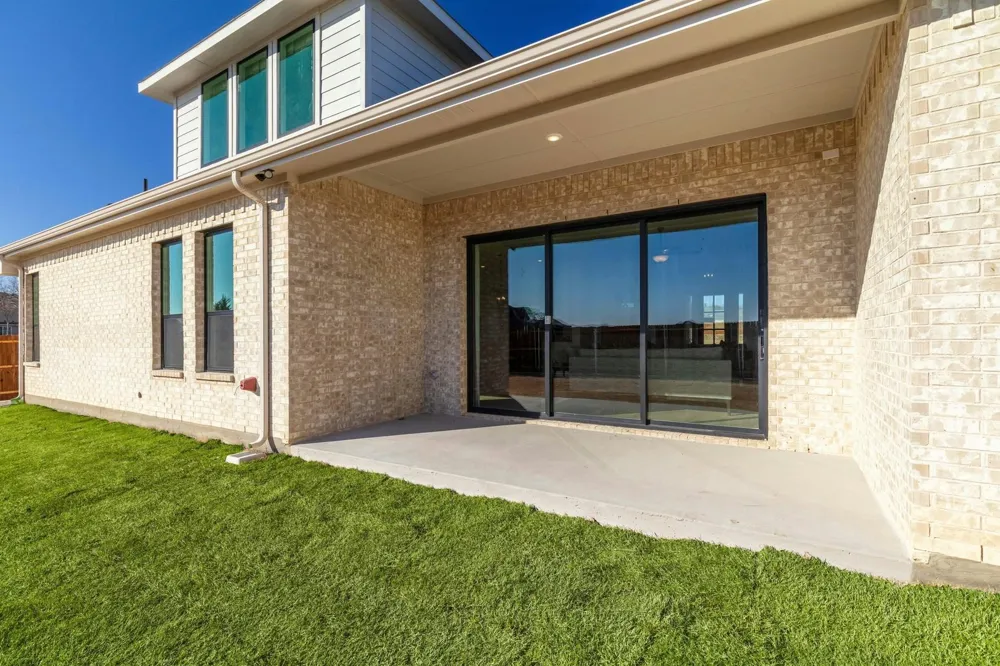 974 Richard Pittmon Drive DeSoto, TX 75115