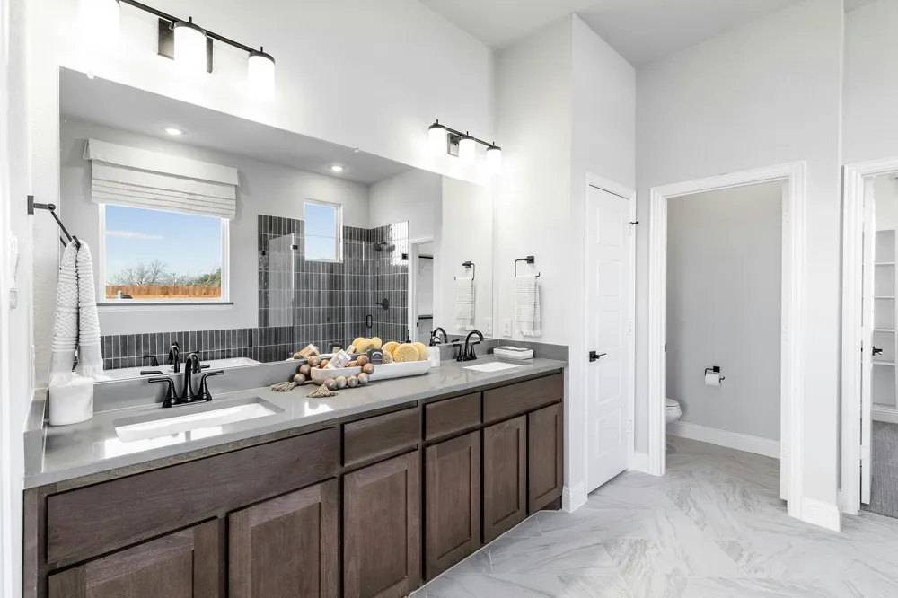 974 Richard Pittmon Drive DeSoto, TX 75115