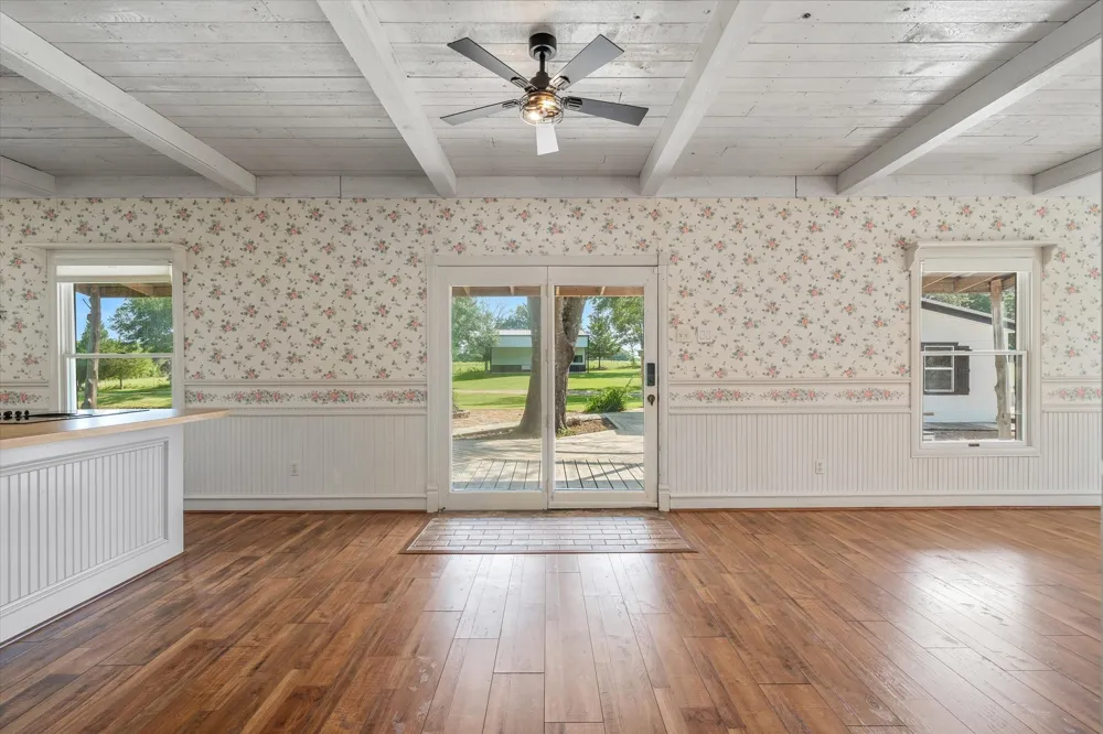 111 VZ County Road 3626 Edgewood, TX 75117